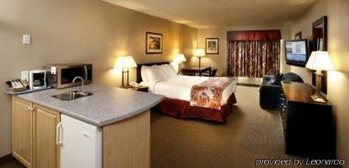 River & Hotel Petawawa